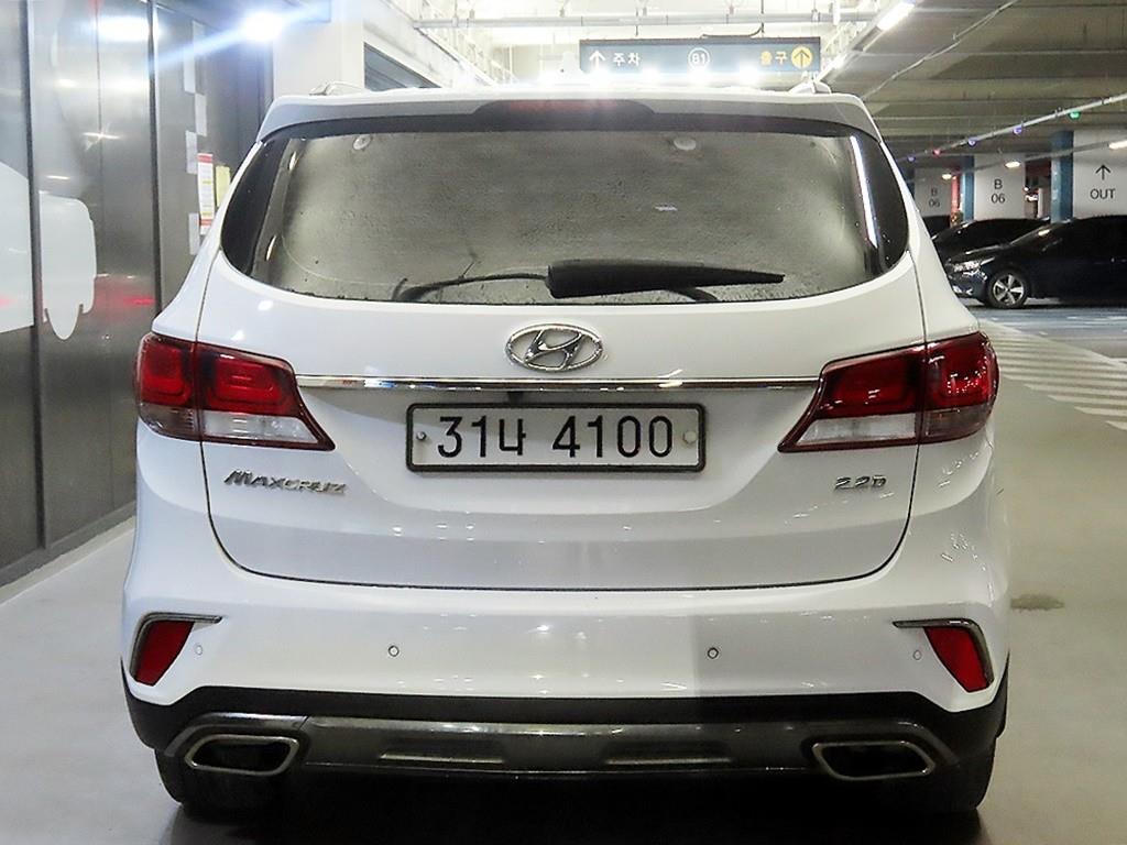 HYUNDAI Maxcruz - Vista 7