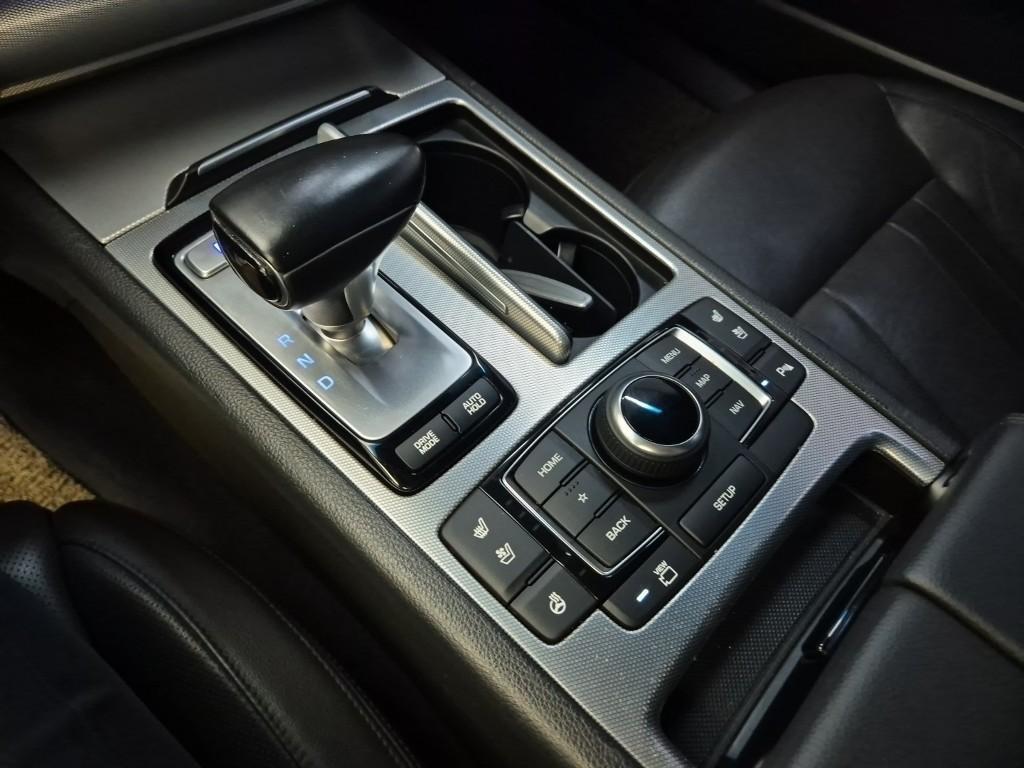 Genesis G80 - Vista 10