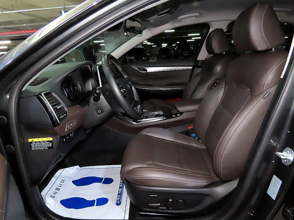 HYUNDAI Grandeur - Vista 8