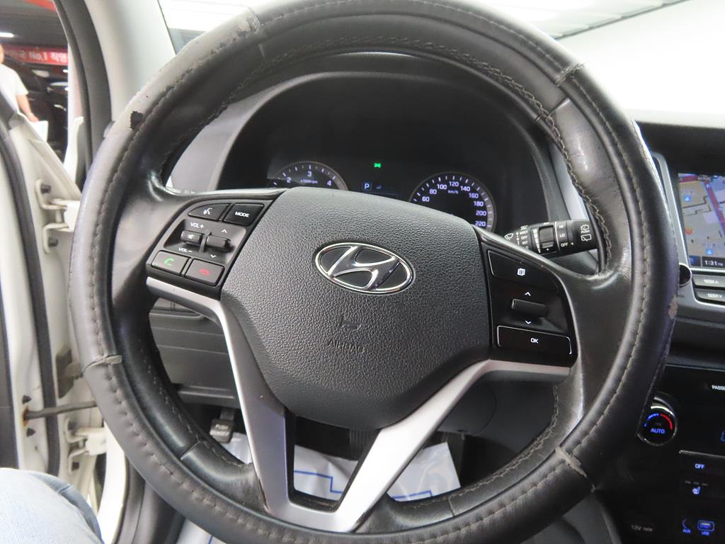 HYUNDAI Tucson - Vista 11