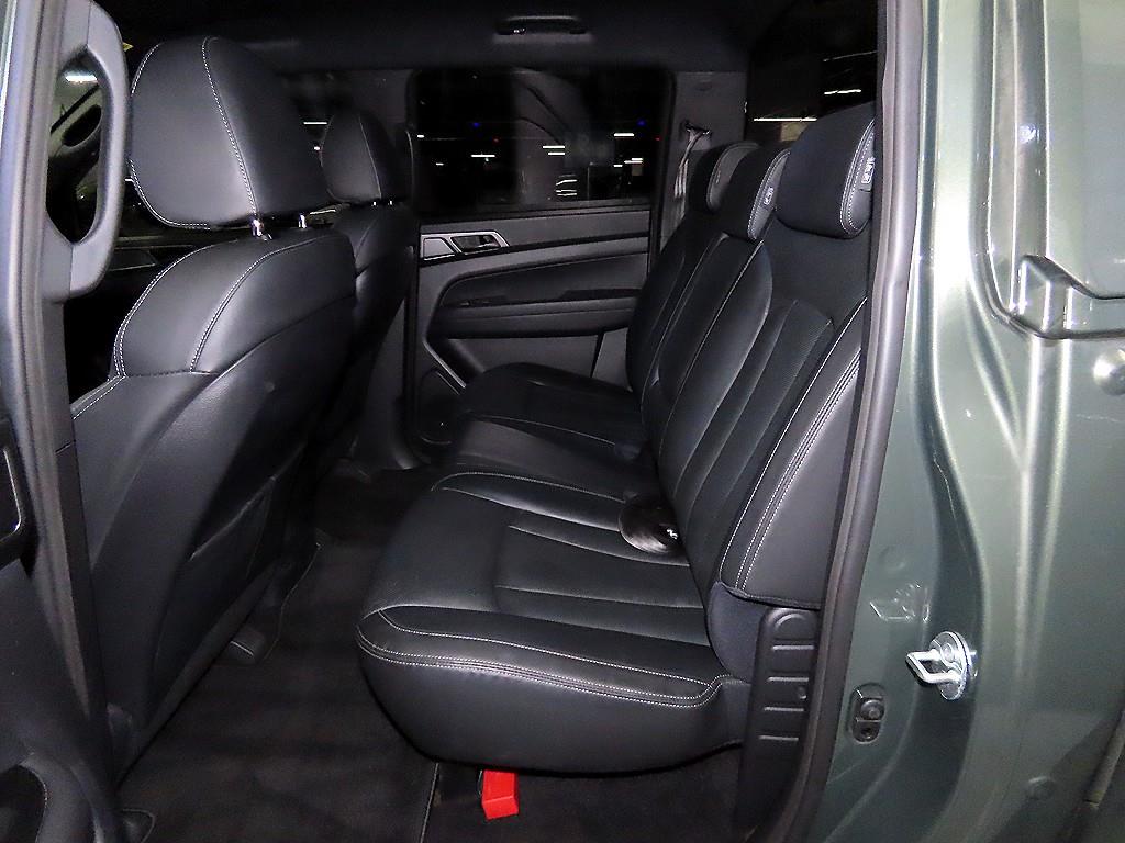 Ssangyong Rexton - Vista 9