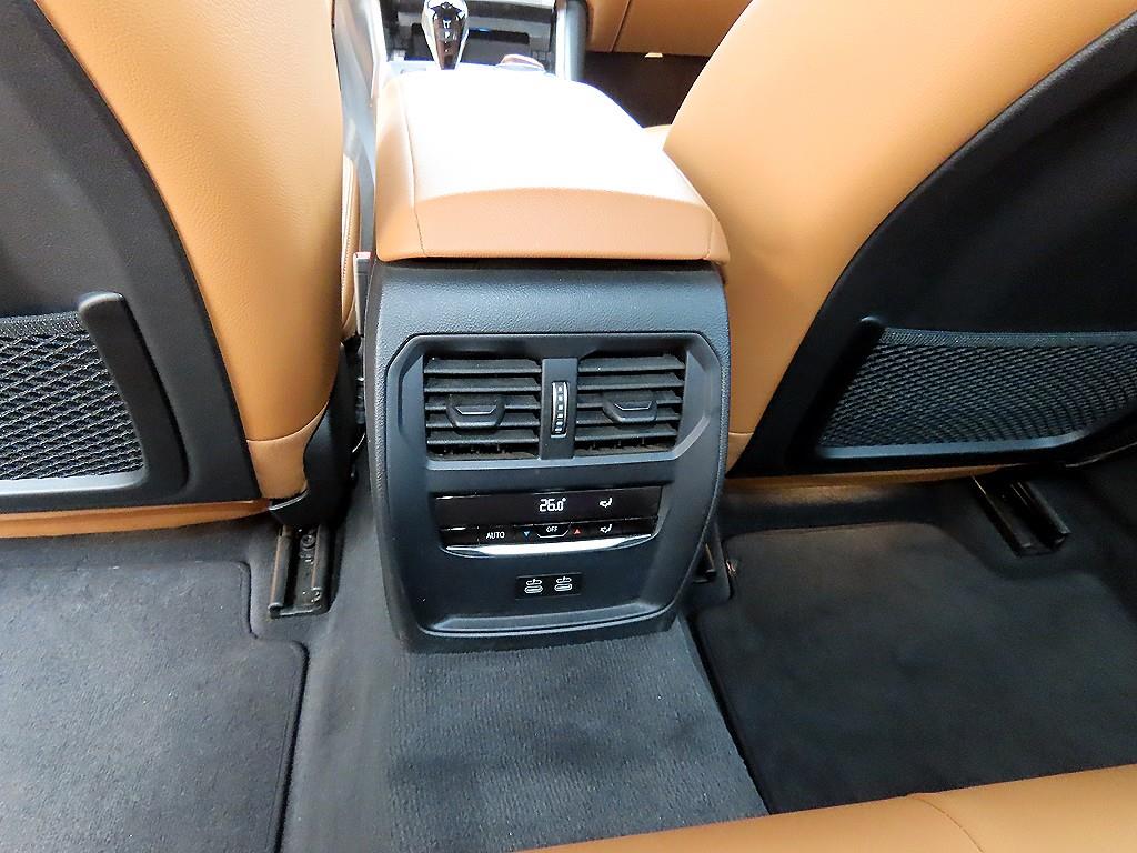 BMW 3 series 2022 Blanco - Importación desde Corea - HF Imports Iquique - Foto 19