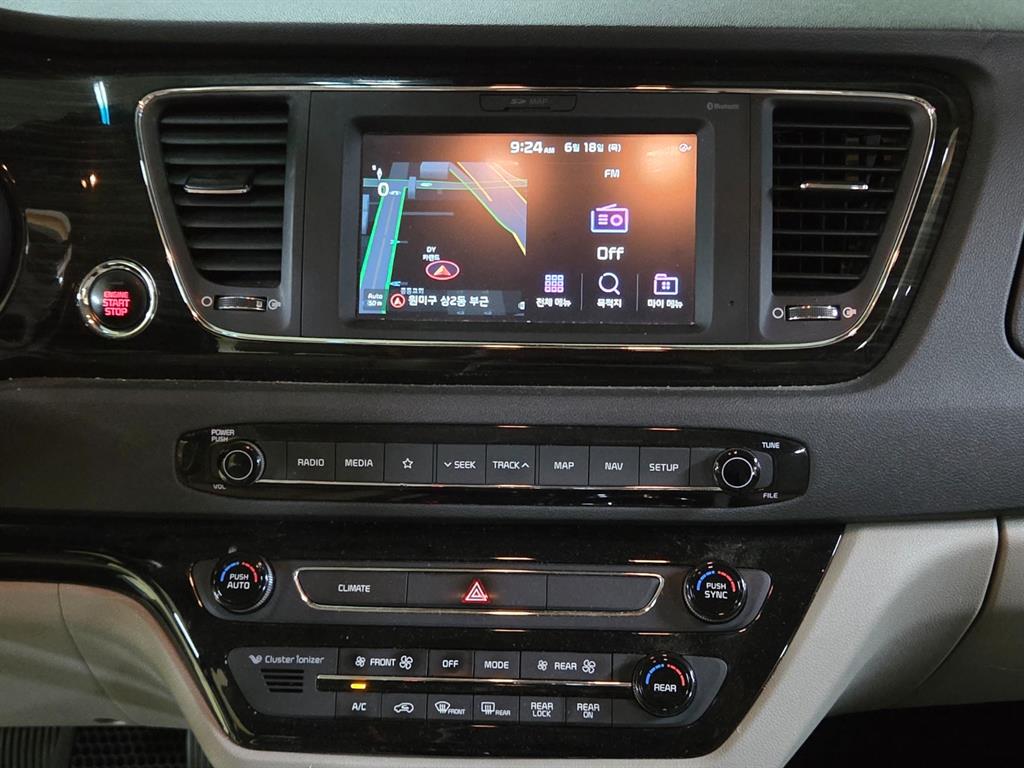 KIA Carnival 2018 Gris - Importación desde Corea - HF Imports Iquique - Foto 14