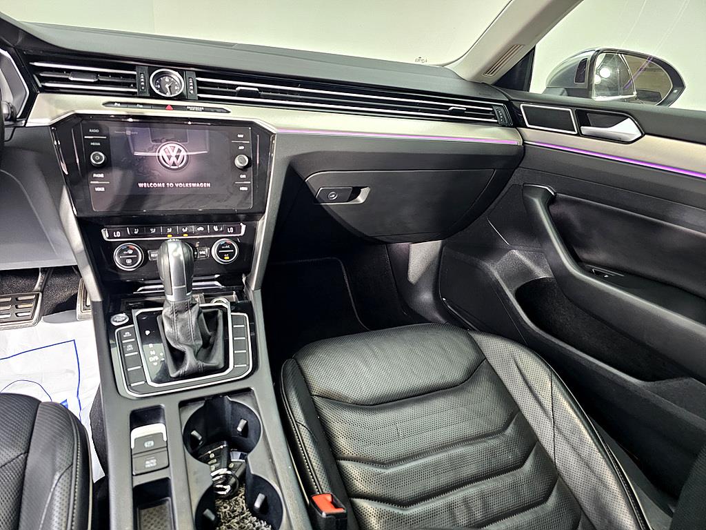 Volkswagen Arteon - Vista 12