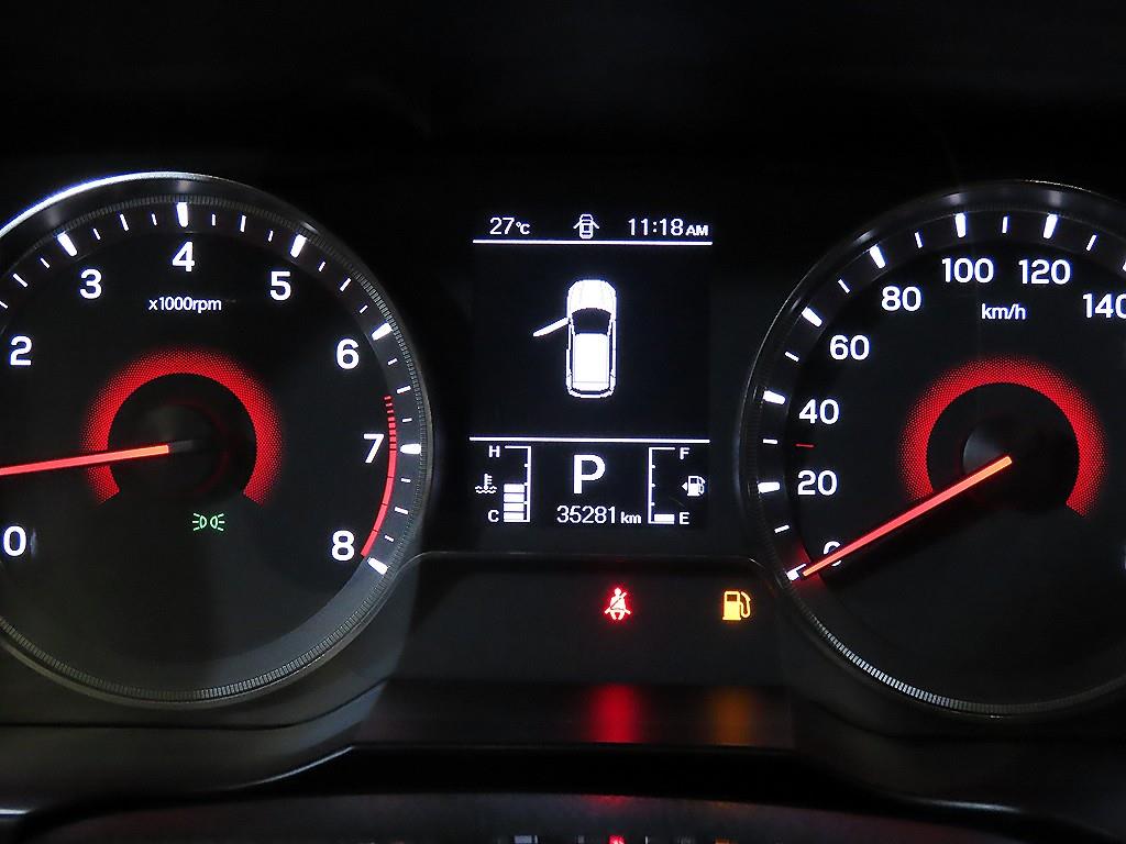 Ssangyong Tivoli - Vista 11
