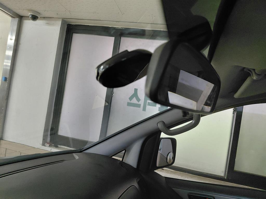 HYUNDAI Starex 2014 Gris - Importación desde Corea - HF Imports Iquique - Foto 19