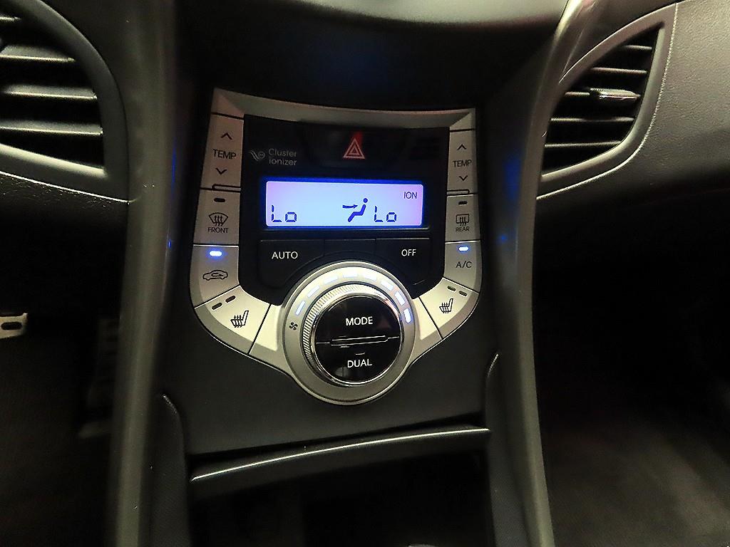 HYUNDAI Avante 2012 Blanco - Importación desde Corea - HF Imports Iquique - Foto 18
