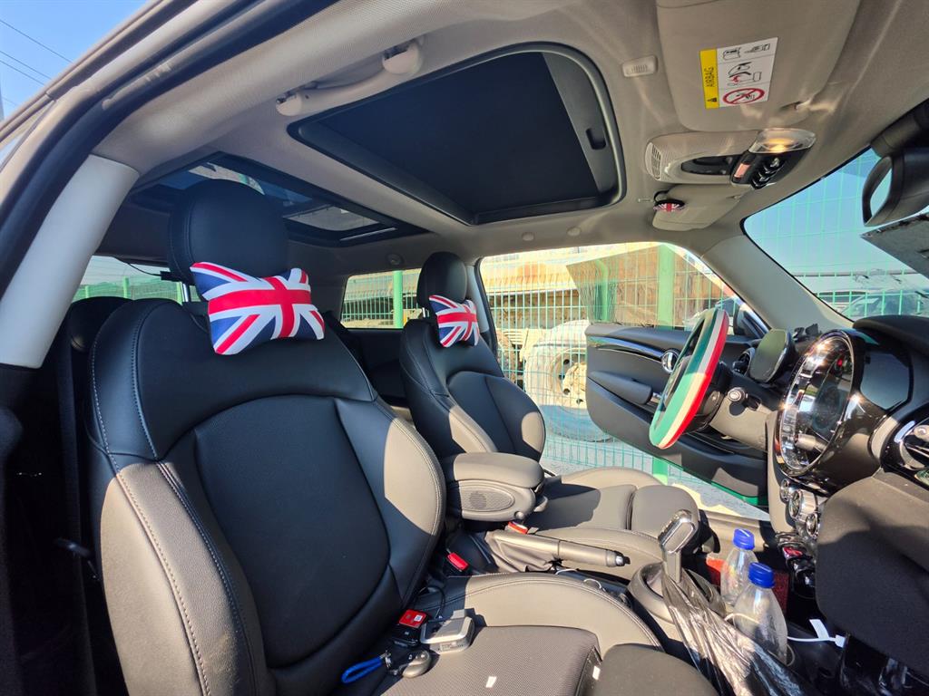 Mini Cooper - Vista 7