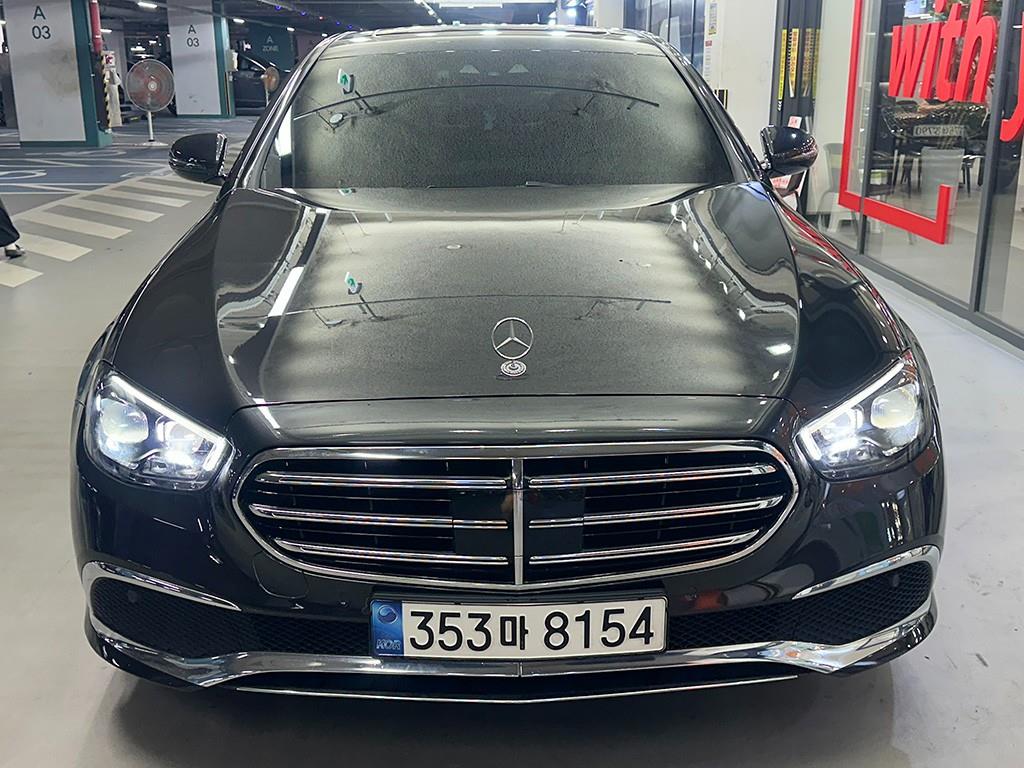 Mercedes Benz E class - Vista 2