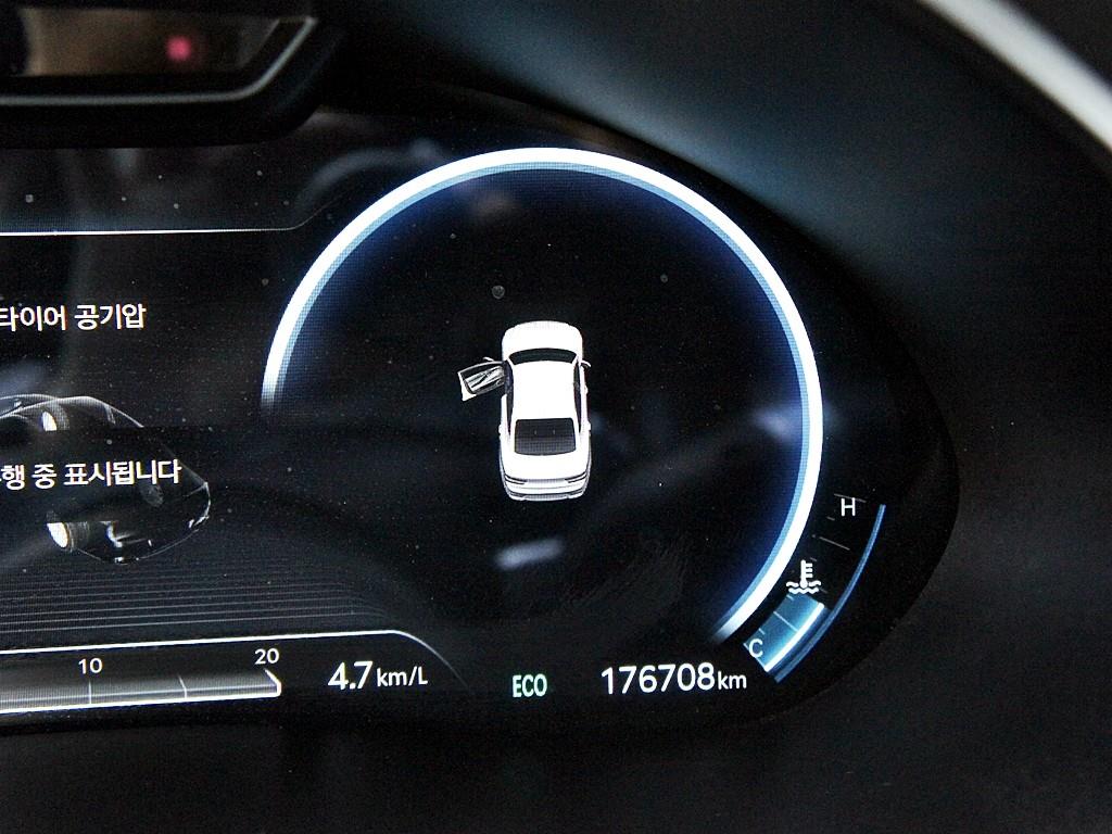 Genesis G80 - Vista 11