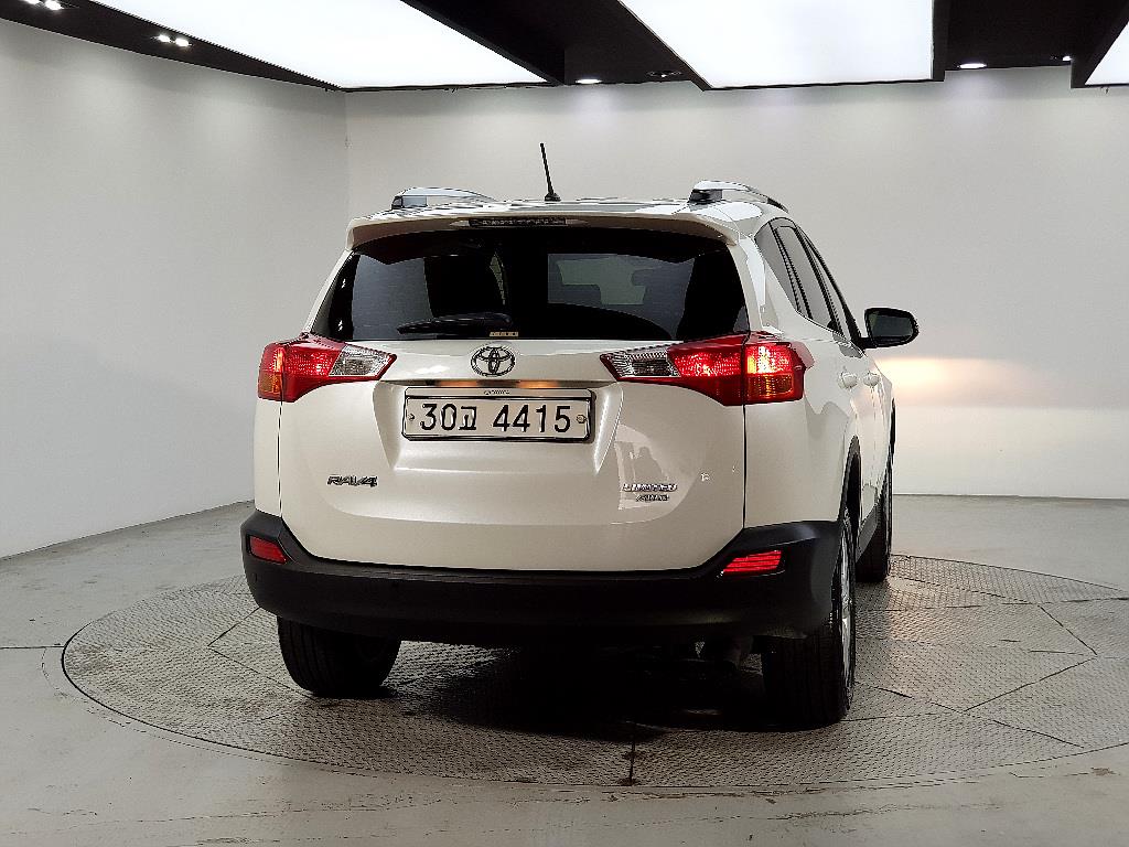 Toyota RAV4 - Vista 3