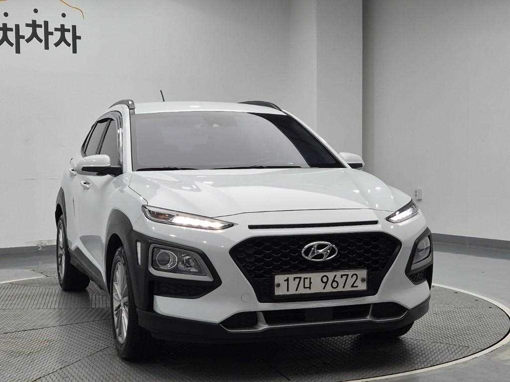 HYUNDAI Kona - Vista 6
