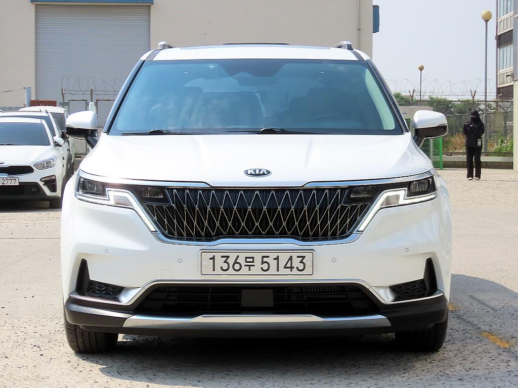 KIA Carnival 2021 Blanco - Importación desde Corea - HF Imports Iquique - Foto 1