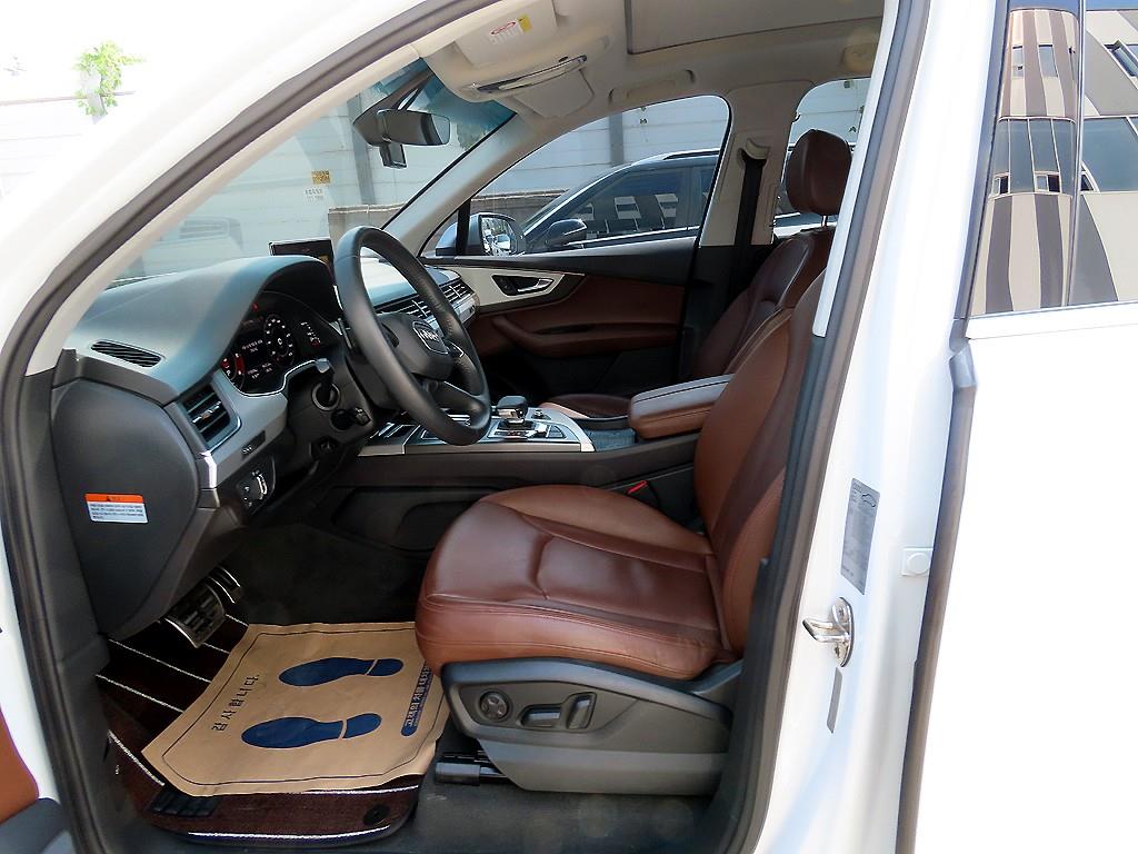 Audi Q7 - Vista 7