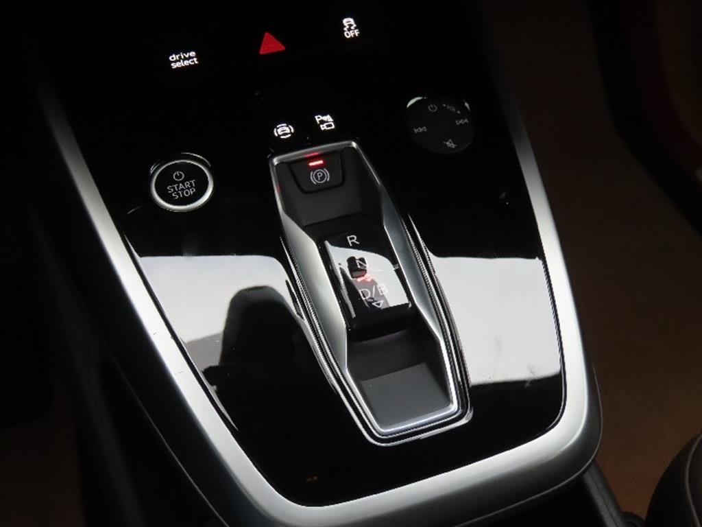 Audi Q4 - Vista 8