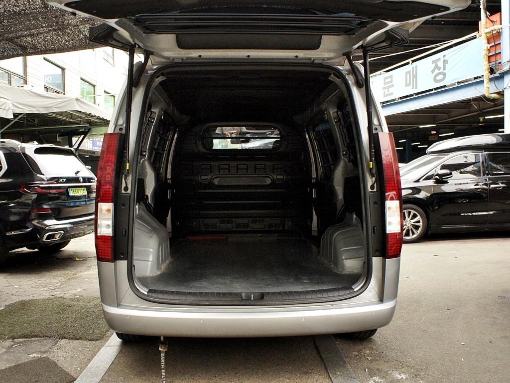 HYUNDAI Staria 2025 Gris - Importación desde Corea - HF Imports Iquique - Foto 18