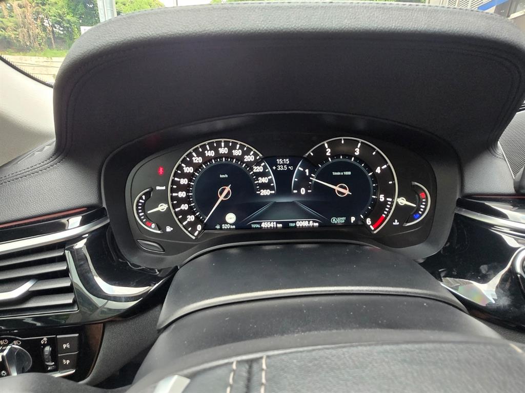 BMW 5 Series - Vista 11