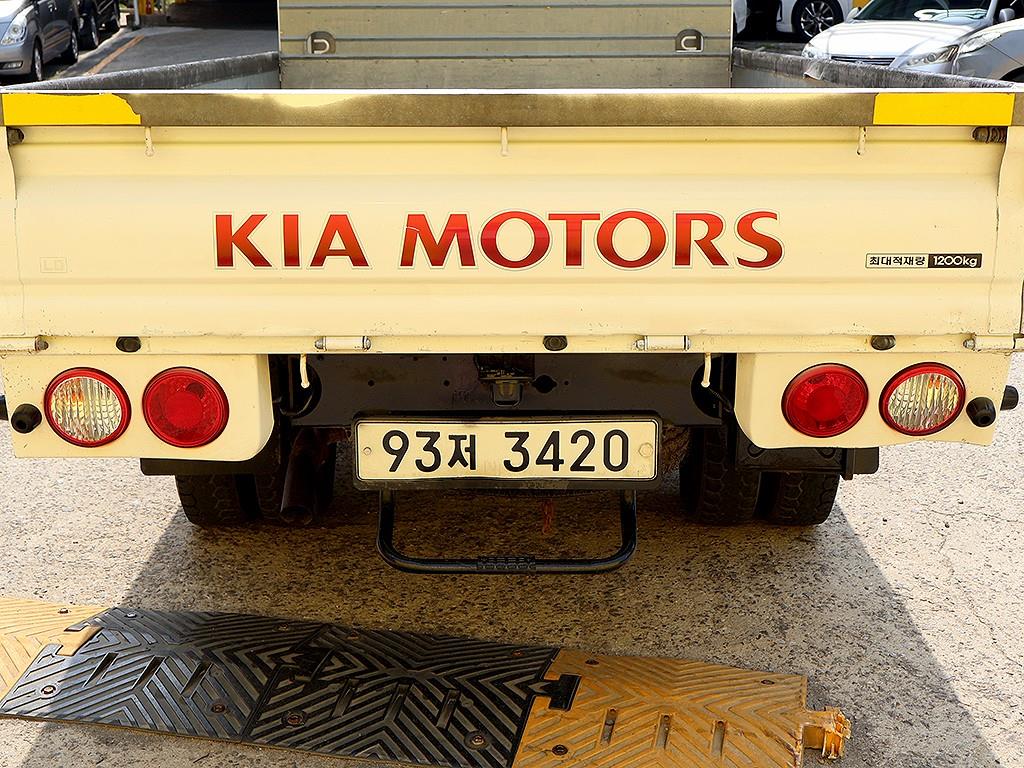 Small Truck Cargo (small) 2014 Blanco - Importación desde Corea - HF Imports Iquique - Foto 15