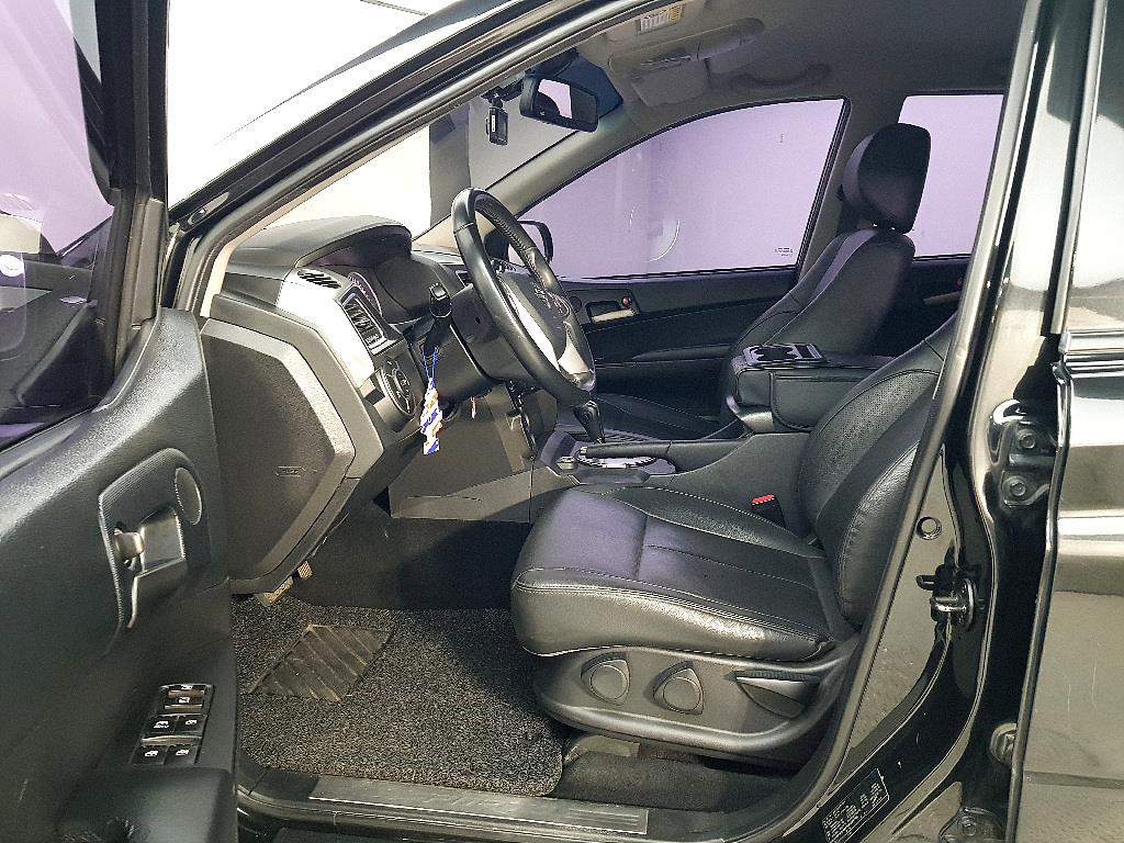 Ssangyong Korando - Vista 10