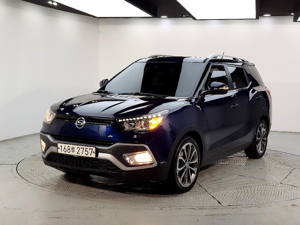 Ssangyong Tivoli 2017 Azul - Importación desde Corea - HF Imports Iquique - Foto 1