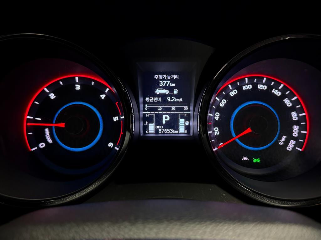Ssangyong Tivoli - Vista 12