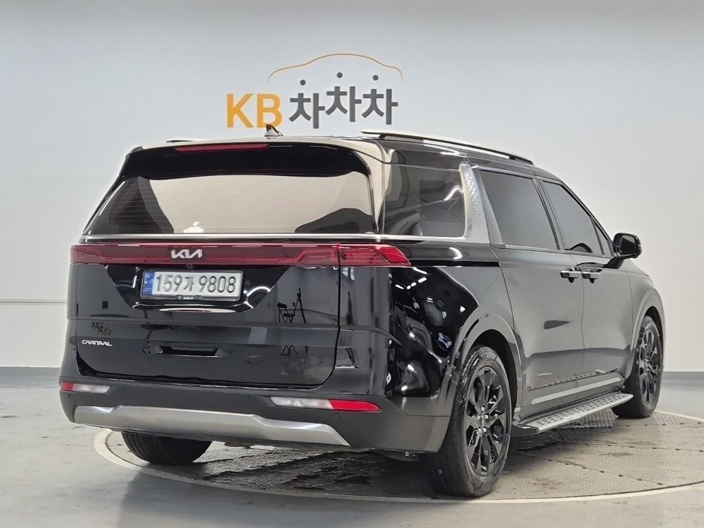 KIA Carnival - Vista 3