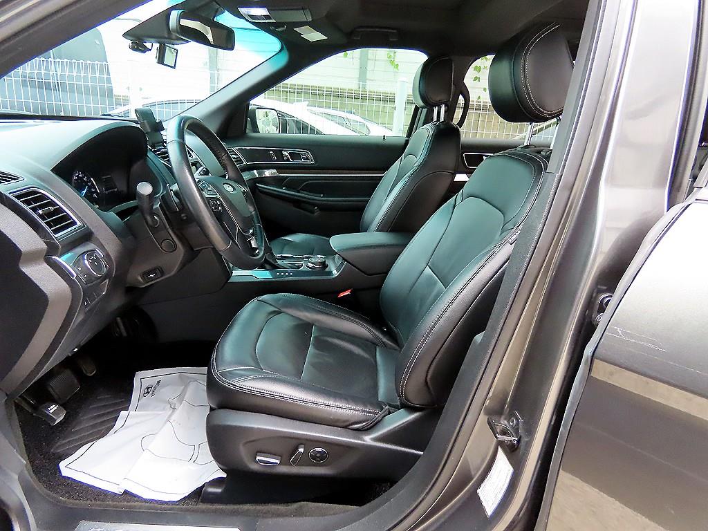 Ford Explorer - Vista 7