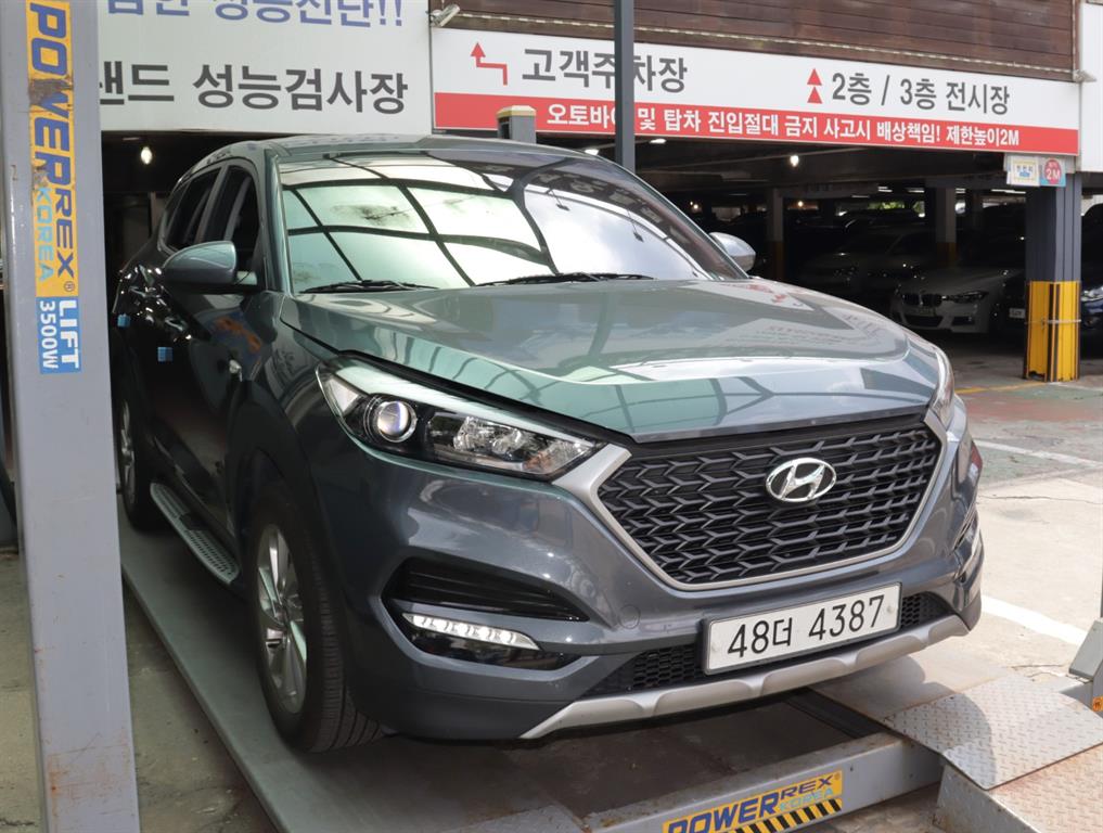 HYUNDAI Tucson - Vista 2