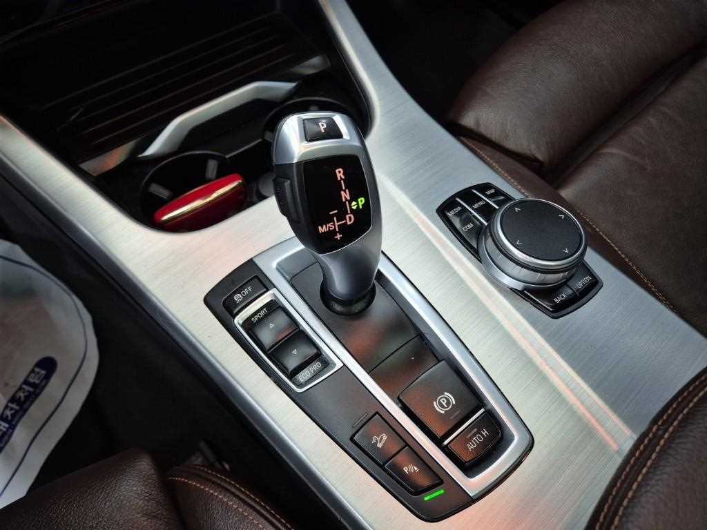 BMW X4 - Vista 10