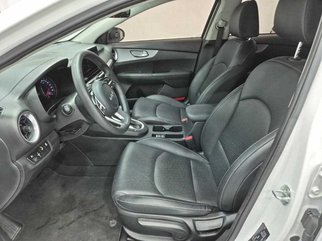 KIA K3 2022 Blanco - Importación desde Corea - HF Imports Iquique - Foto 13
