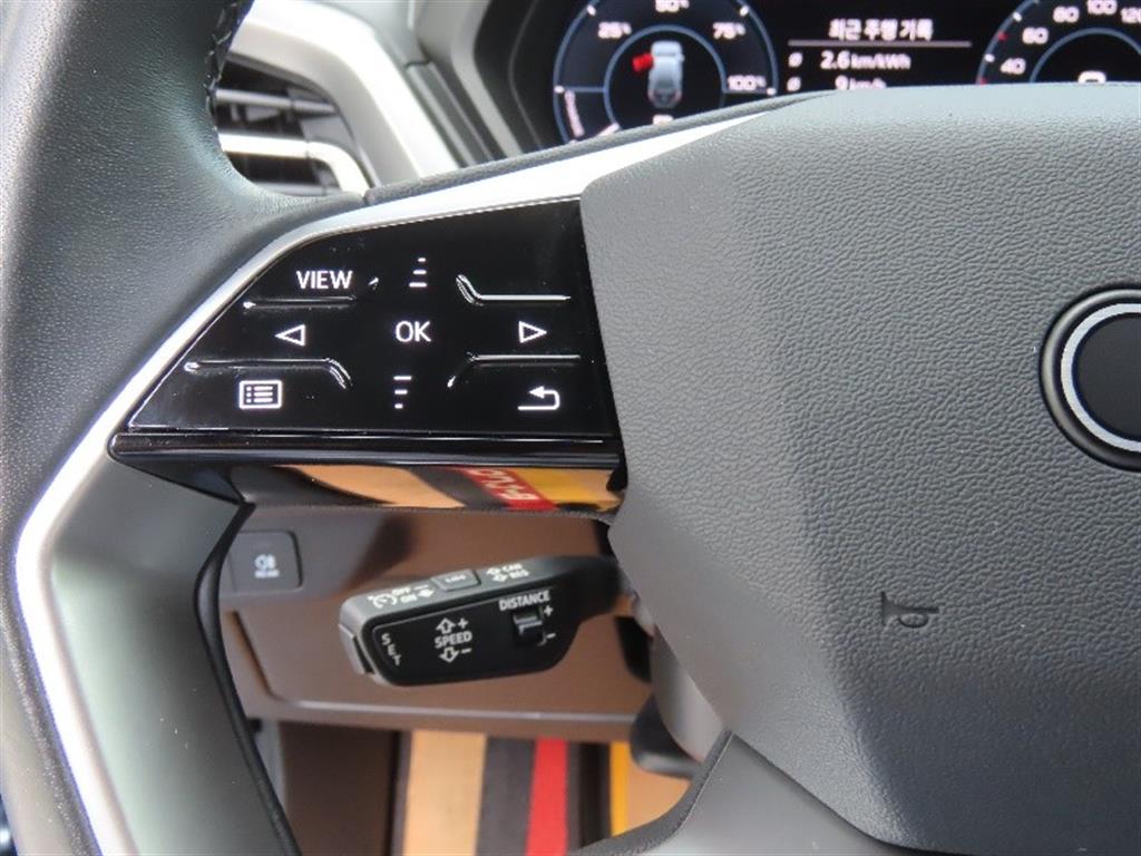 Audi Q4 - Vista 12