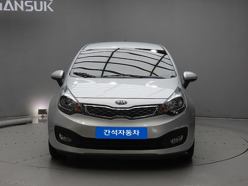 KIA Pride 2015 Gris - Importación desde Corea - HF Imports Iquique - Foto 1