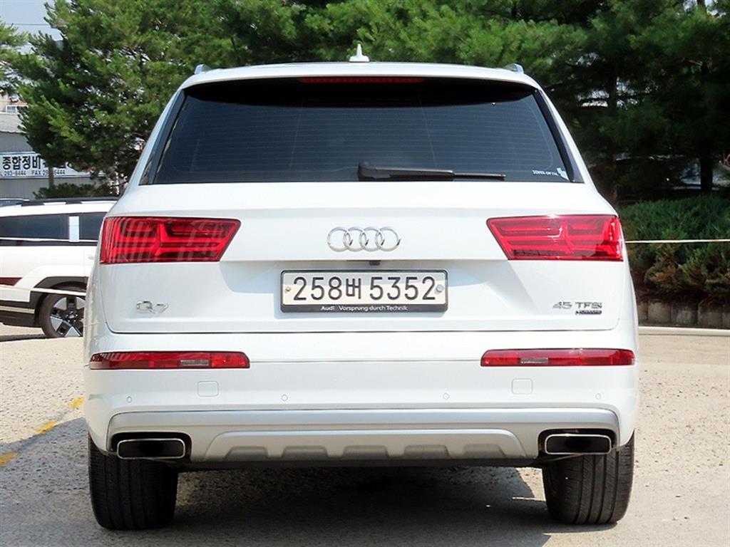Audi Q7 - Vista 6