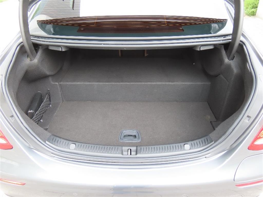 Mercedes Benz E class 2019 Gris - Importación desde Corea - HF Imports Iquique - Foto 19