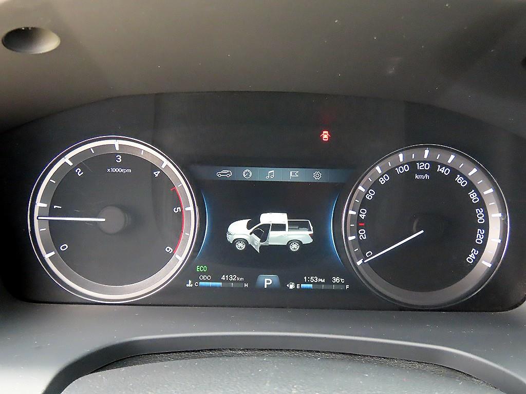 Ssangyong Rexton - Vista 11