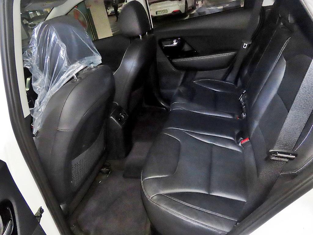 KIA Niro - Vista 9