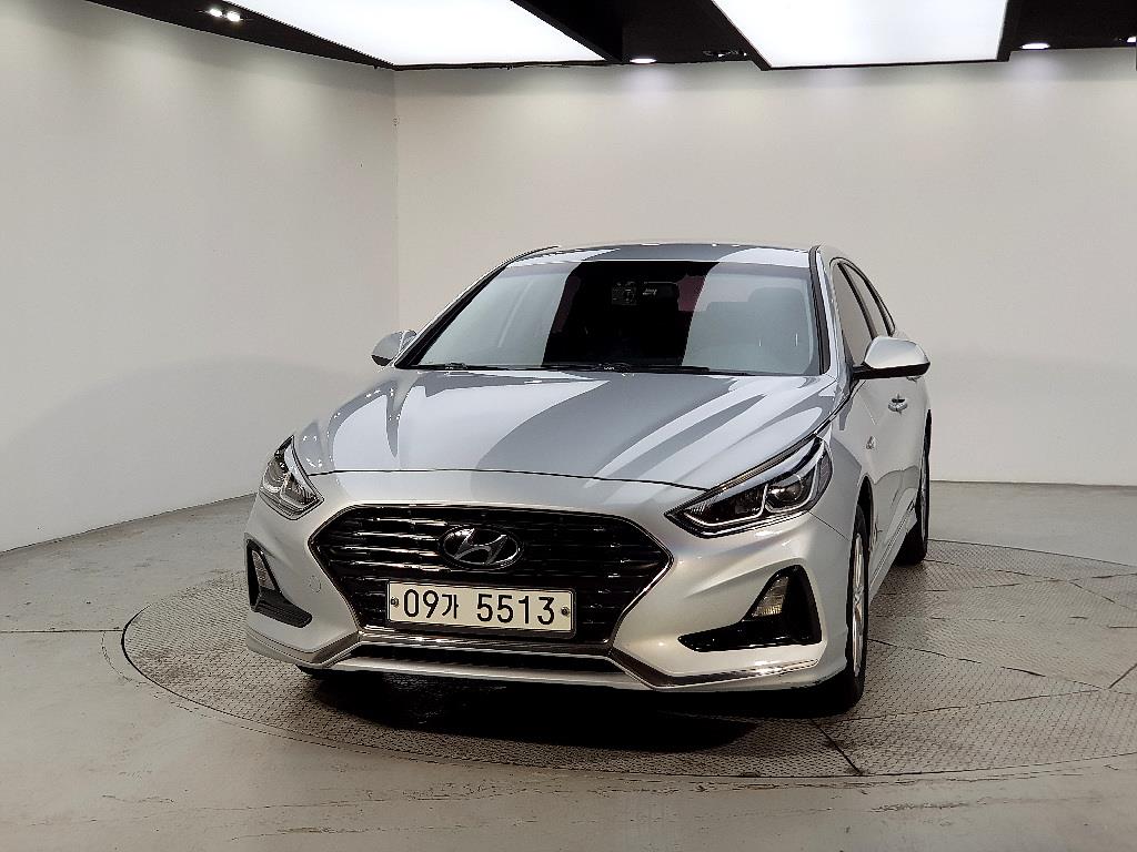 HYUNDAI Sonata - Vista 2