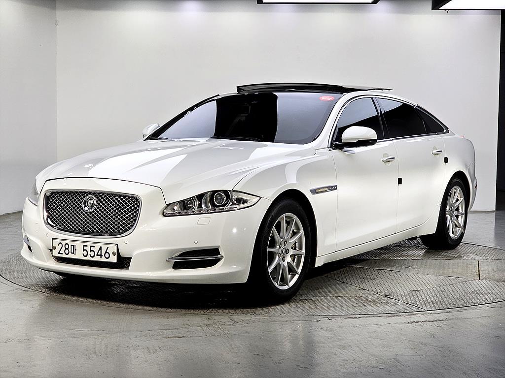Jaguar XJ 2013 Blanco - Importación desde Corea - HF Imports Iquique - Foto 1