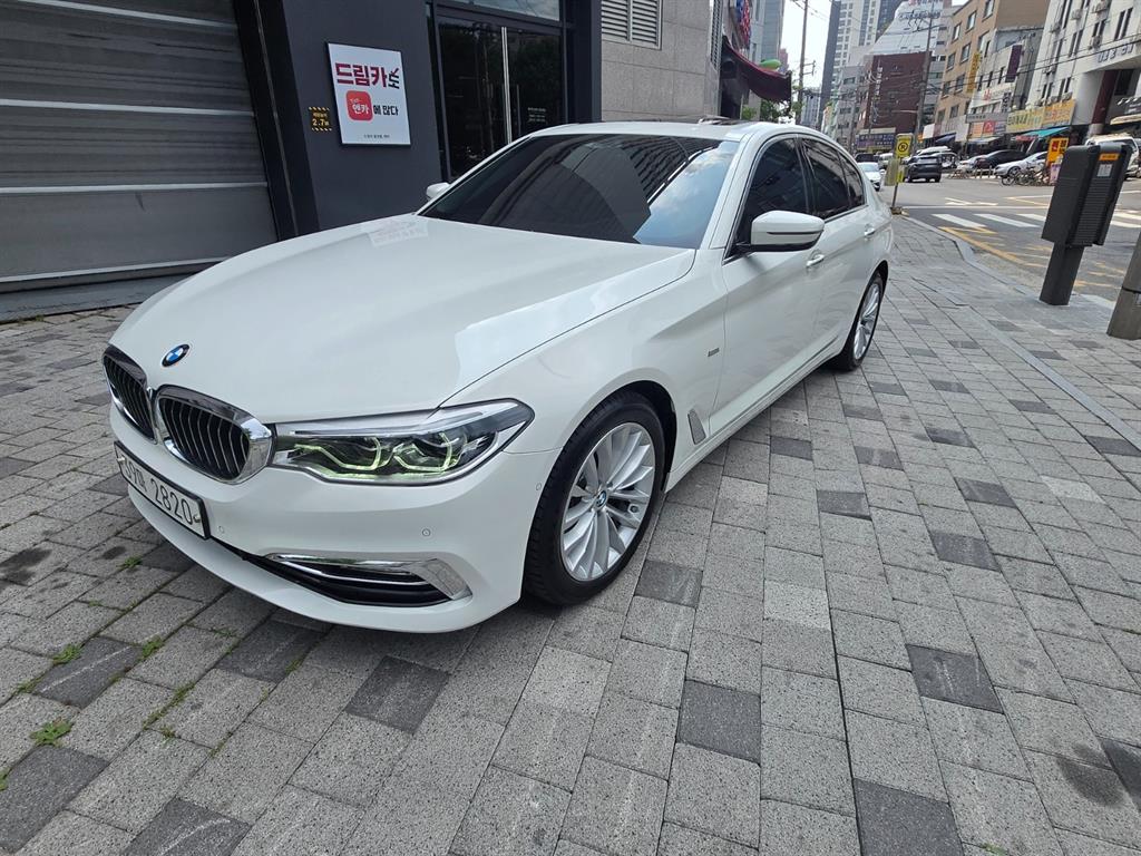 BMW 5 Series 2018 Blanco - Importación desde Corea - HF Imports Iquique - Foto 1