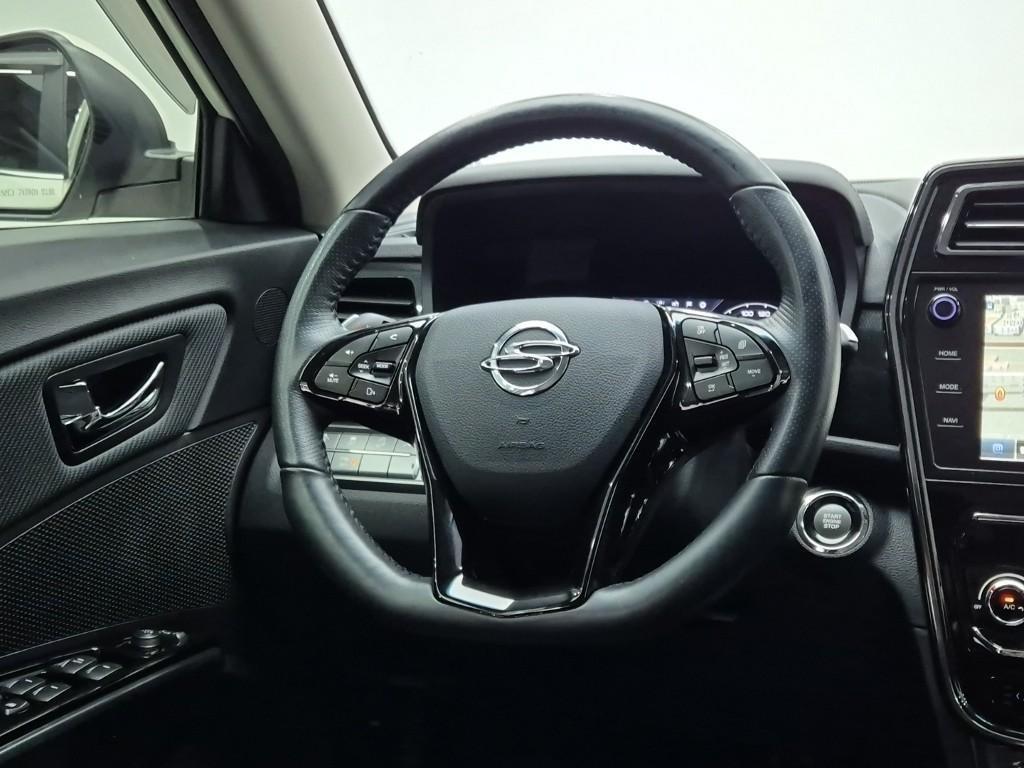 Ssangyong Tivoli - Vista 11
