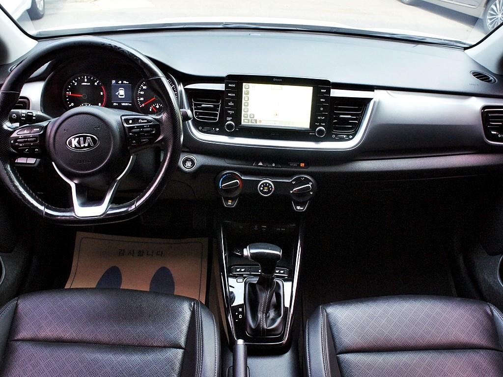 KIA Stonic - Vista 9