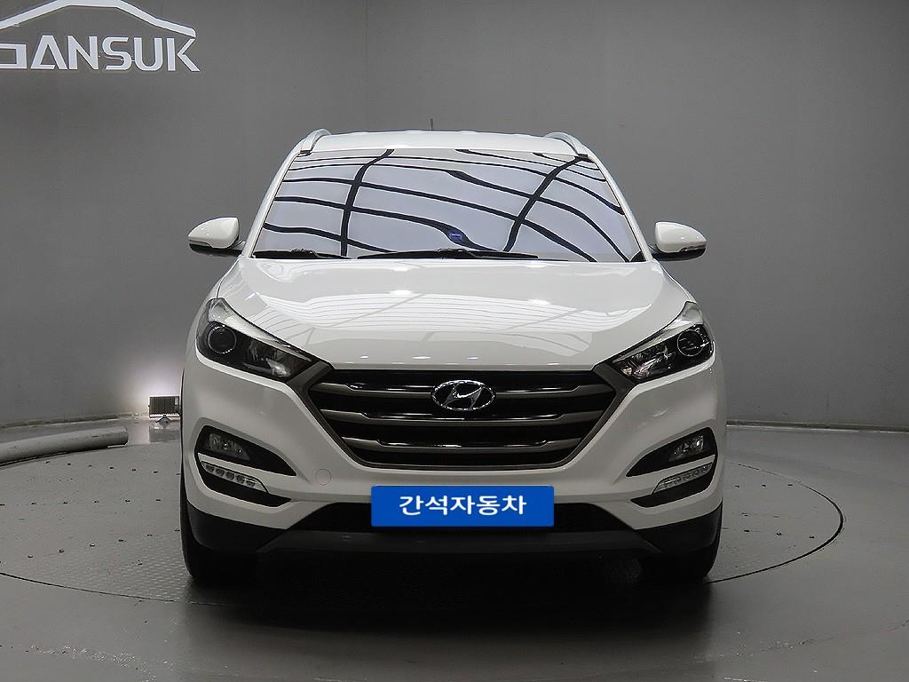 HYUNDAI Tucson 2015 Blanco - Importación desde Corea - HF Imports Iquique - Foto 1