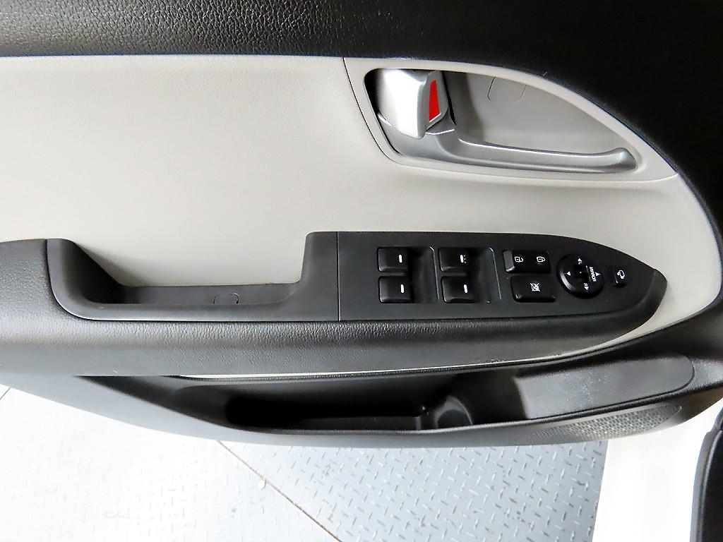 KIA Ray 2022 Blanco - Importación desde Corea - HF Imports Iquique - Foto 13
