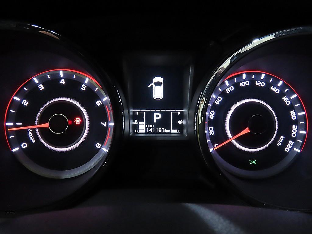 Ssangyong Tivoli - Vista 11