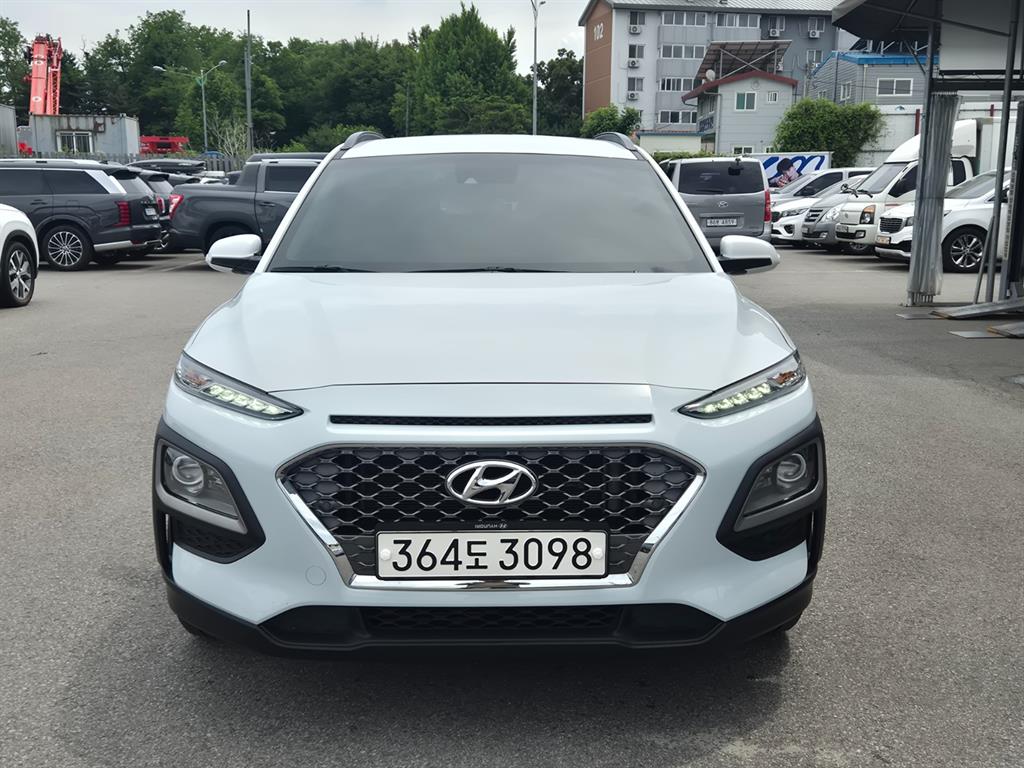HYUNDAI Kona - Vista 3