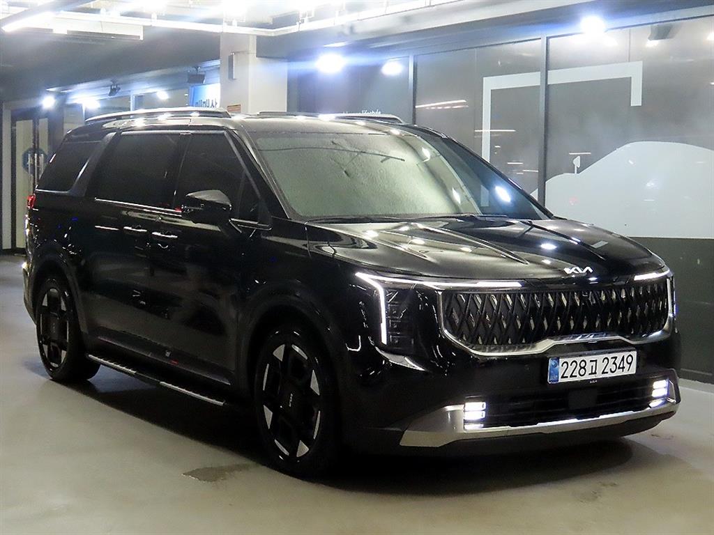 KIA Carnival 2024 Negro - Importación desde Corea - HF Imports Iquique - Foto 1