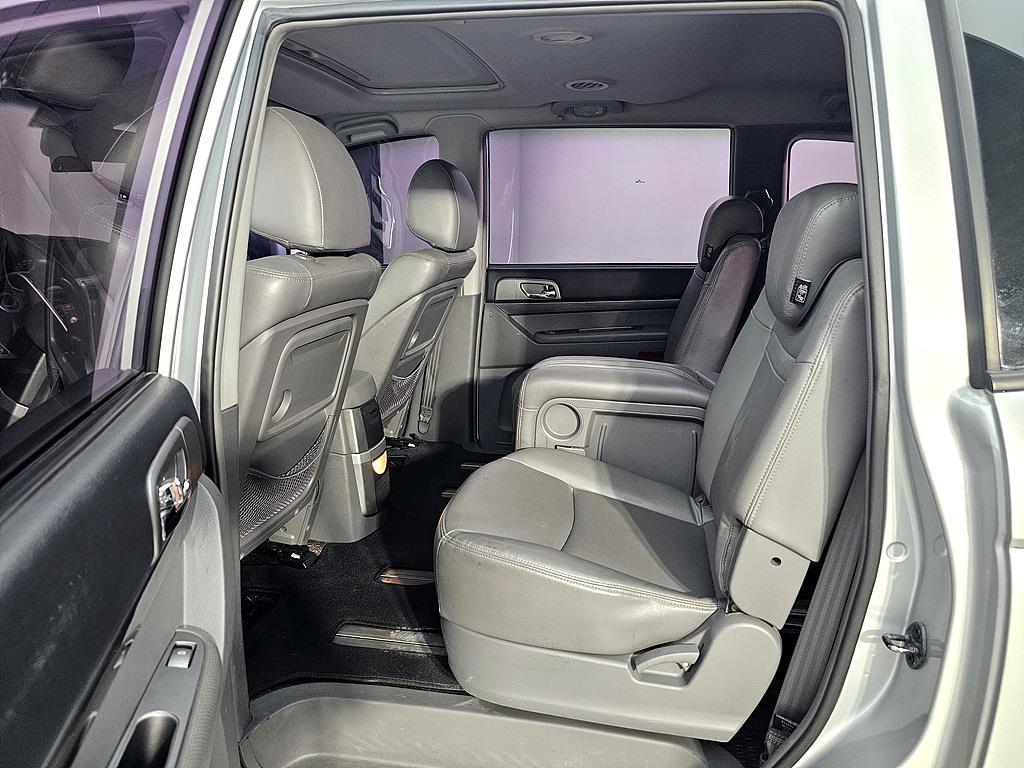 Ssangyong Korando - Vista 11