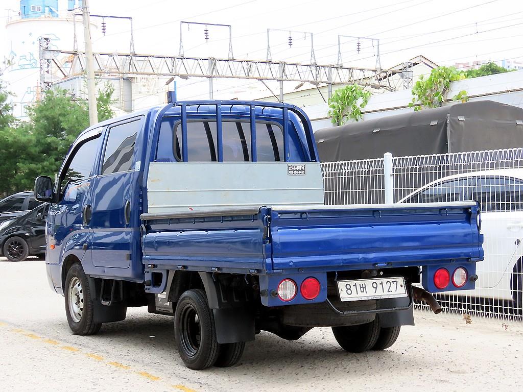 Small Truck Cargo (small) - Vista 3
