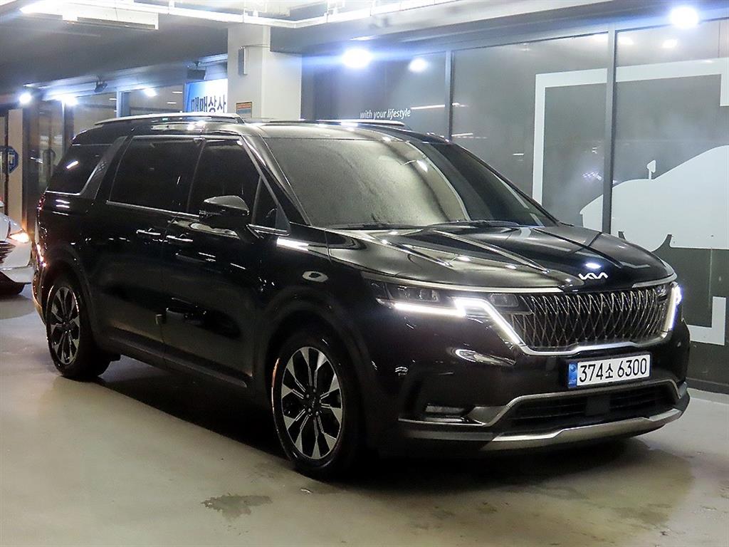 KIA Carnival 2022 Negro - Importación desde Corea - HF Imports Iquique - Foto 1