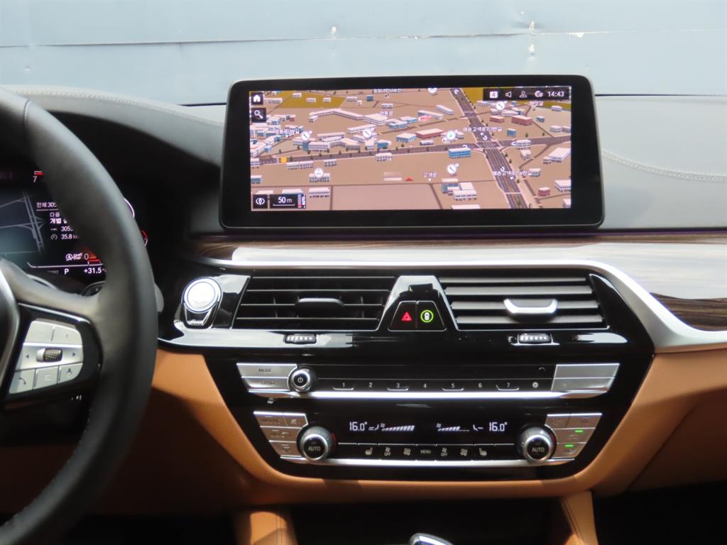 BMW 5 Series - Vista 12